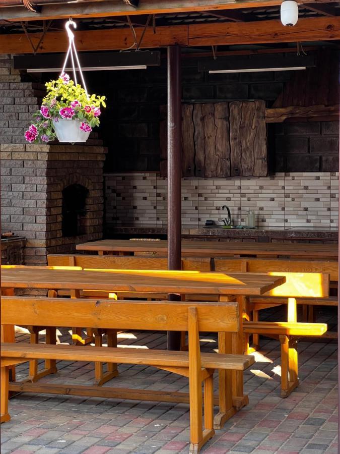 Edelweiss House Hotel Svityaz' Exterior photo