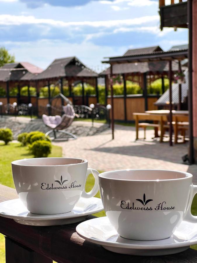 Edelweiss House Hotel Svityaz' Exterior photo